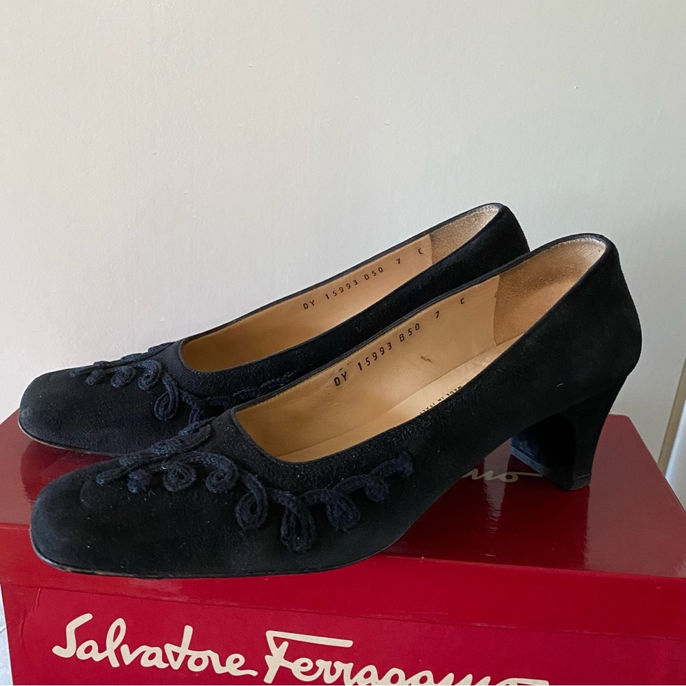 Salvatore Ferragamo Black Suede Scilla Heels with Embroidery - Picture 2 of 6